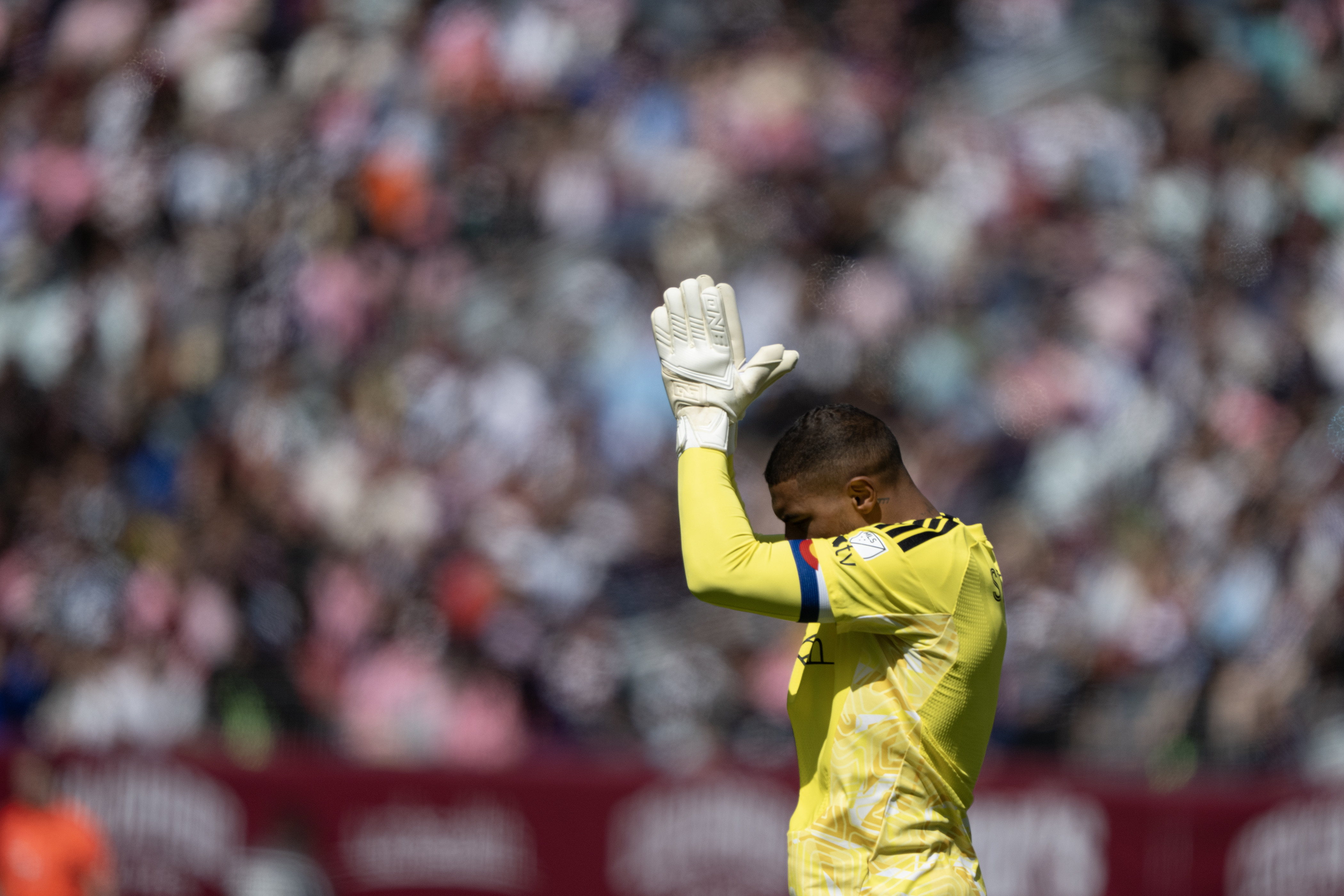 Goalkeeper Zack Steffen (1) of the Colorado Rapids claps his...