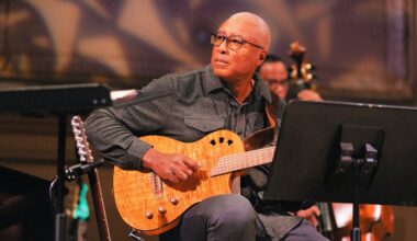 Yankees' Bernie Williams in concert with Florida Grand Opera