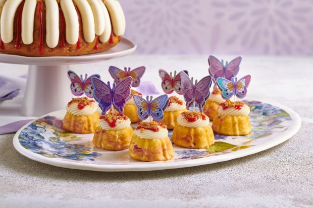 Adorable strawberry cheesecake "bundtinis" from Nothing Bundt Cakes. (Photo courtesy Nothing Bundt Cakes)