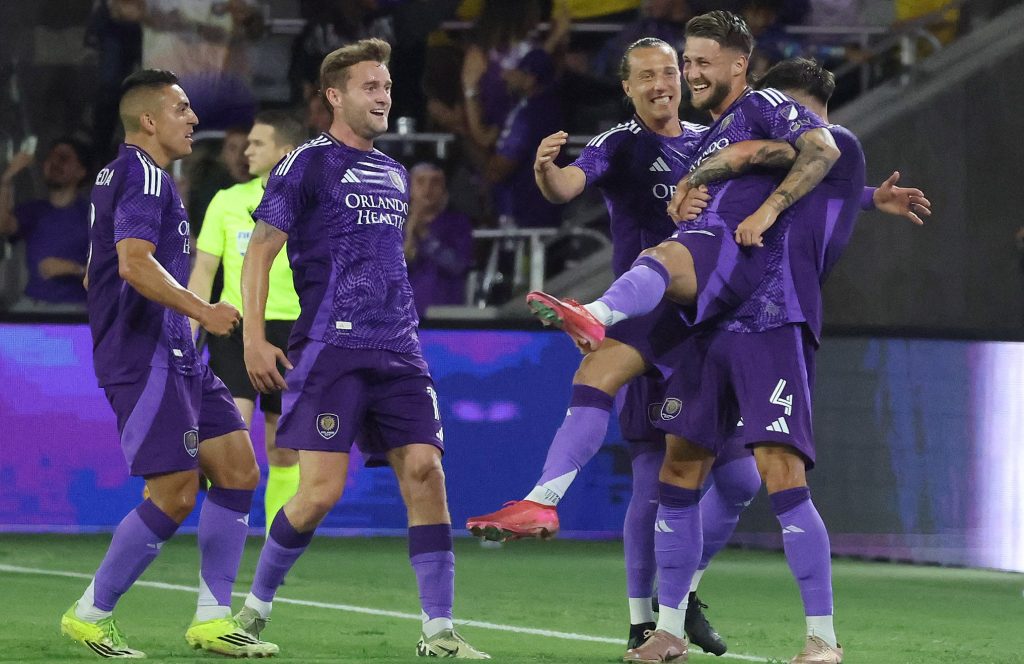Orlando City draws at Columbus 1-1 in MLS