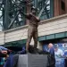 Mariners Rally Past Astros 8-7, Ichiro Statue Bat Snaps