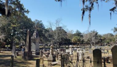 This Eerie Historic Cemetery In Florida Is Still Largely Unknown