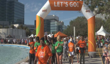 Walk MS draws nearly 1,000 people to Friendship Fountain to raise awareness, support