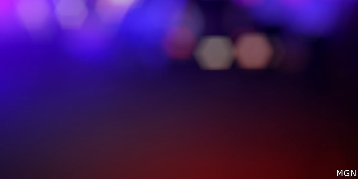 Truck with cattle on board collides with car in Jackson County