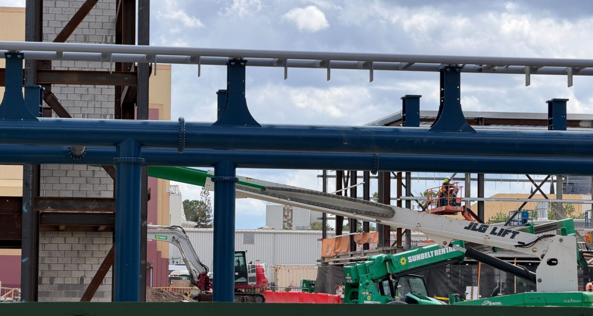Construction on the Fast & Furious: Hollywood Drift coaster at Universal Orlando Resort has achieved a new milestone, with the first section of track now visible from within the park.