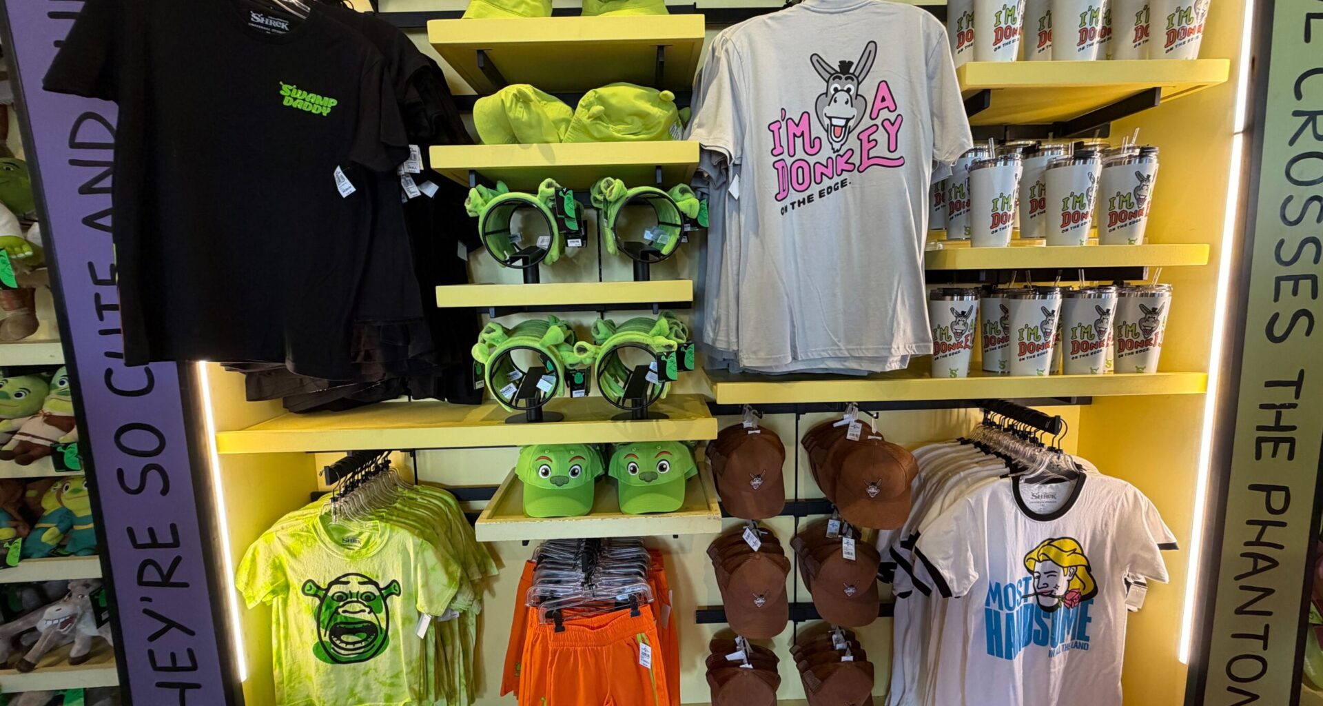 Shrek merch collection at Toon Lagoon, Universal Orlando
