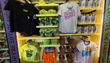 Shrek merch collection at Toon Lagoon, Universal Orlando