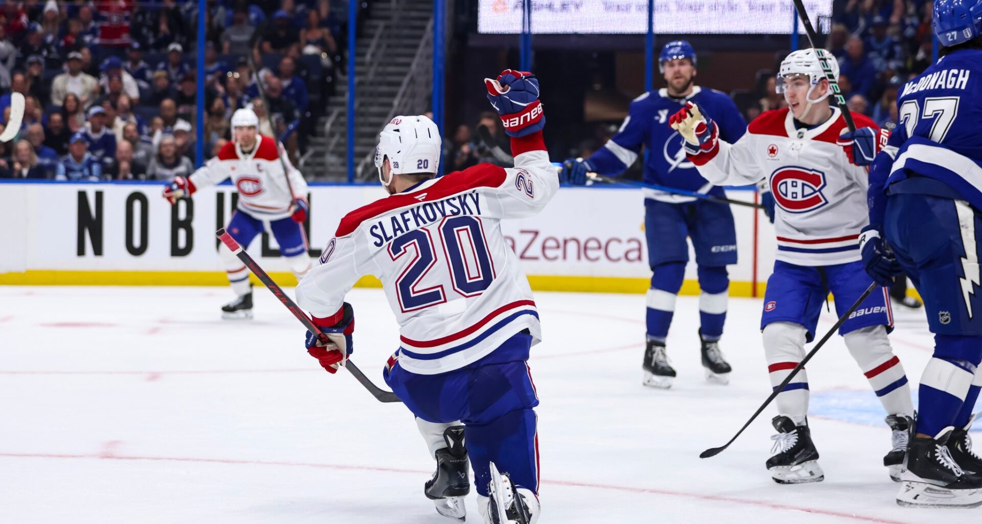 Juraj Slafkovsky introduces himself to Tampa