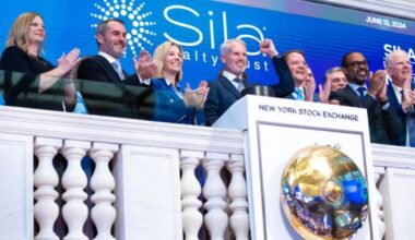 Blue Owl to acquire Tampa healthcare REIT for $2.4B