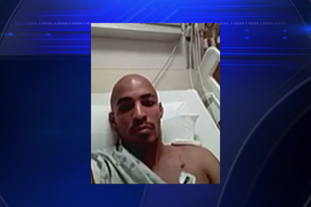 Man charged with attempted murder in stabbing at Miami apartment that led victim to stab him in self-defense - WSVN 7News | Miami News, Weather, Sports