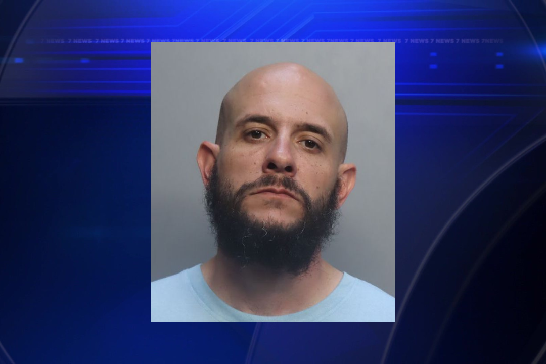 Father arrested for involving 9-year-old son in cocaine preparation, police say - WSVN 7News | Miami News, Weather, Sports