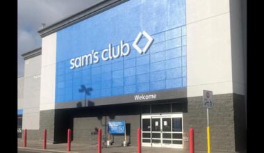 Jacksonville drivers wait in line for cheaper gas at Sam’s Club