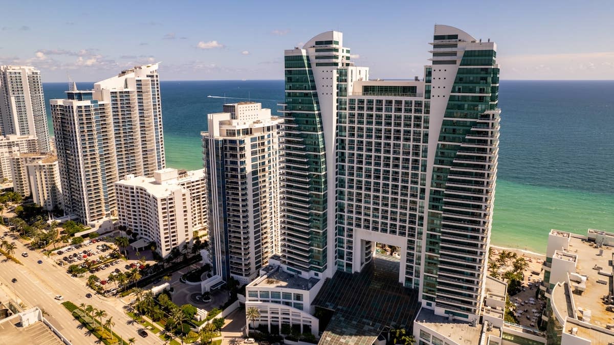 Hollywood, FL, USA - September 26, 2021: Aerial drone photo of The Diplomat on Hollywood Beach FL	felixmizioznikov for Getty