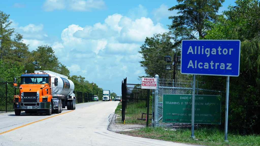 Environmental groups urge appeals court panel to lift halt on closing Florida's 'Alligator Alcatraz'