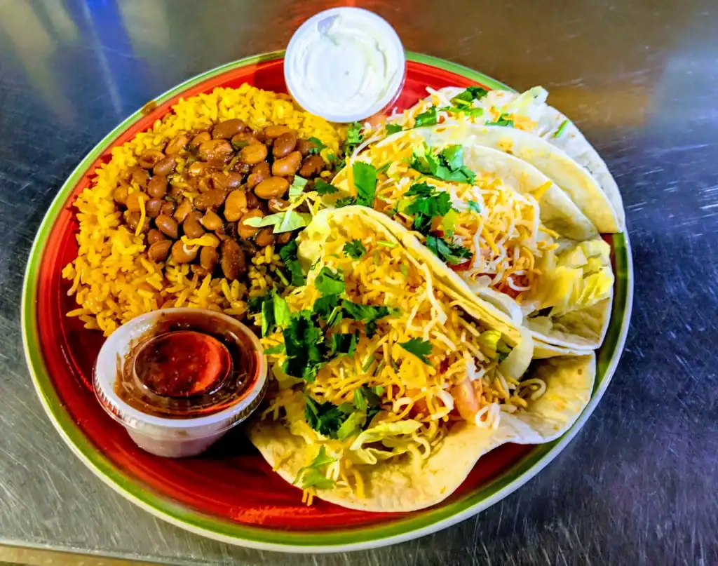 A plate of tacos