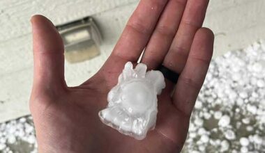 Paola, Kansas, gets golf ball-sized hail in Miami County storm