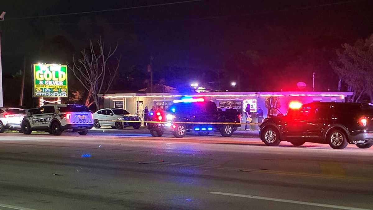 Police respond to fatal shooting at Fort Pierce pawn shop