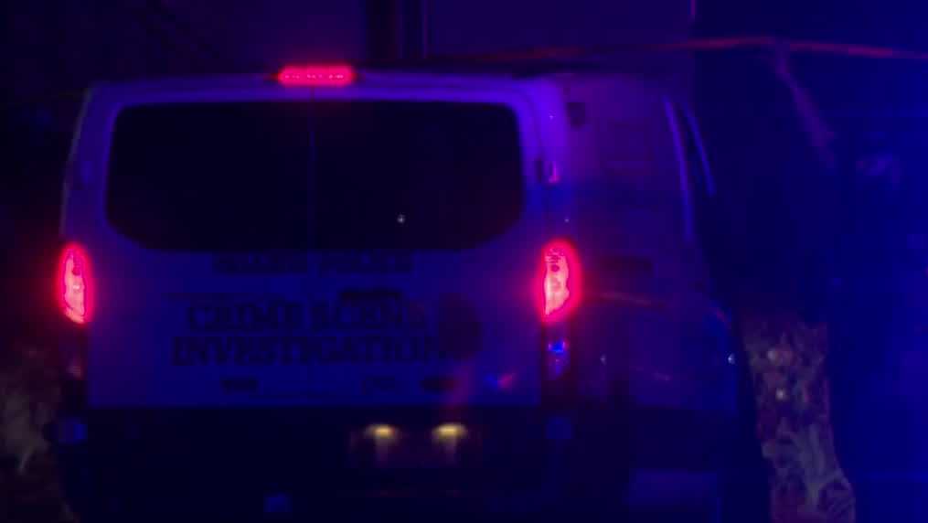 Police investigate shooting at Orlando apartment complex