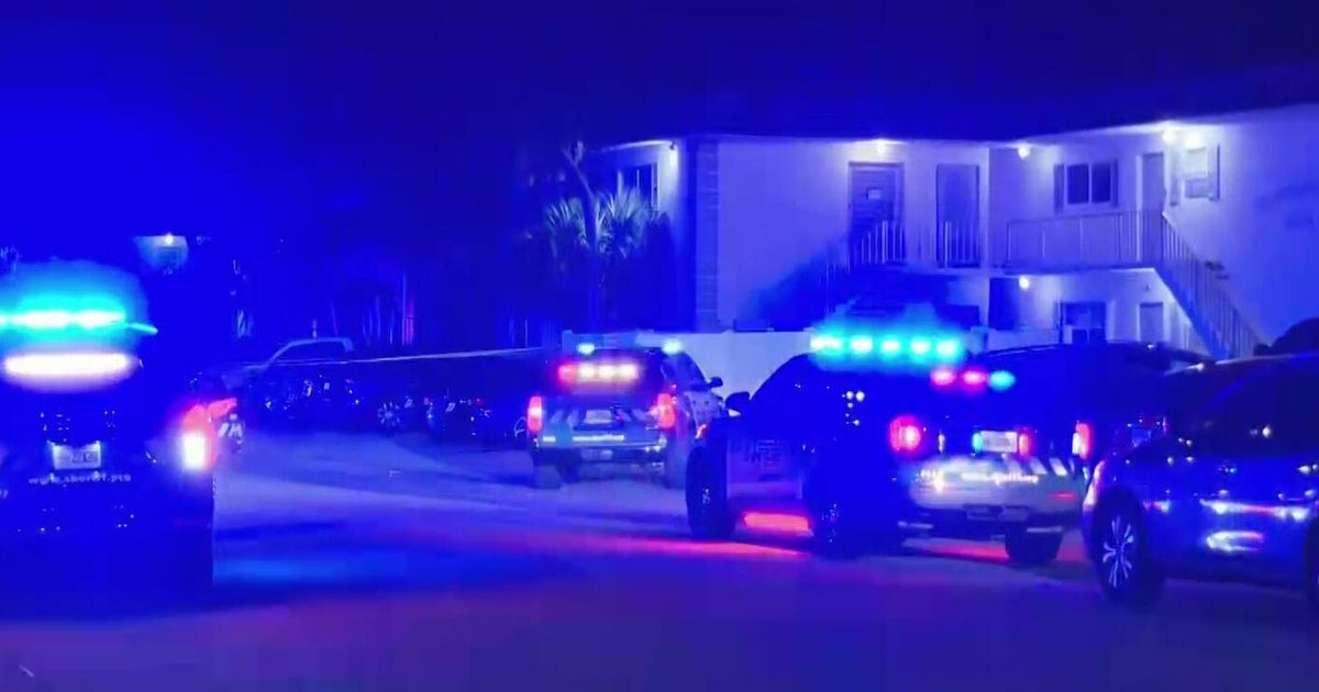 Broward Sheriff's Office conducting investigation at Deerfield Beach apartment complex