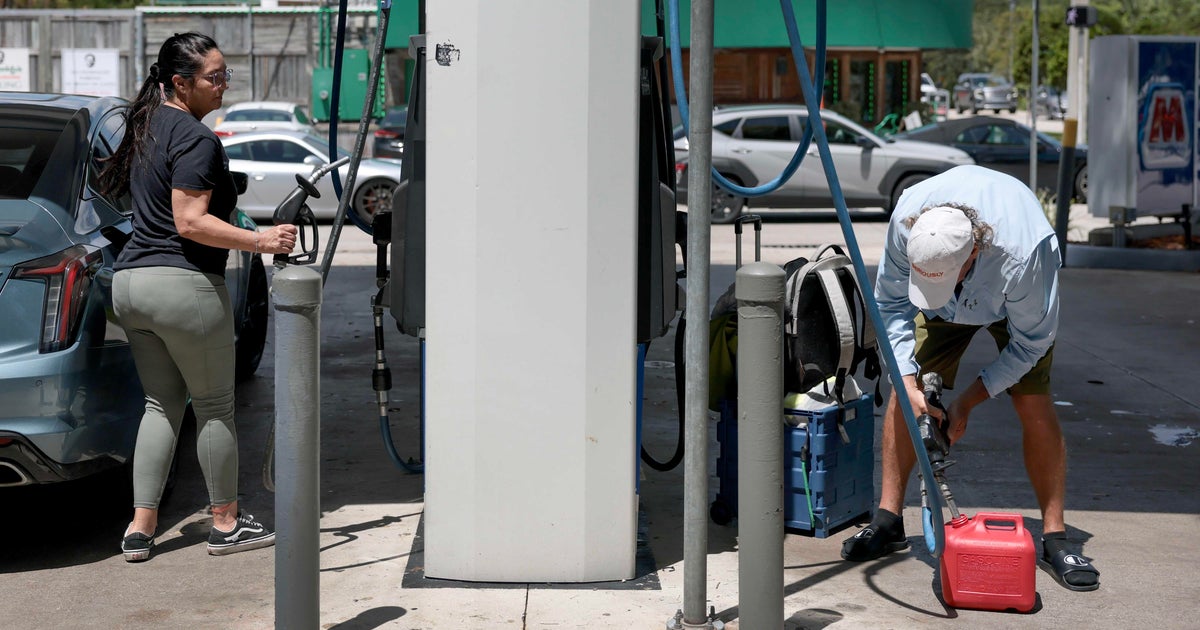 Florida gas prices dip as Miami-Dade and Broward see some of the lowest local prices in the state