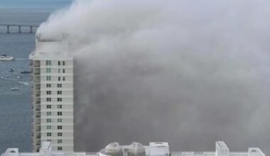 Some Miami residents say implosion of Mandarin Oriental took chaotic turn Sunday morning