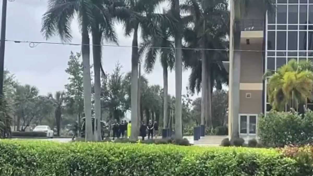 Person brings old grenade for disposal, prompts temporary shut down of Cape Coral police HQ