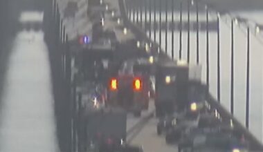 LIVE: Crash with injuries blocks Gandy Bridge eastbound lanes into Tampa