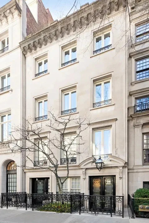 Townhouse in New York, NY, on sale for $35,000,000