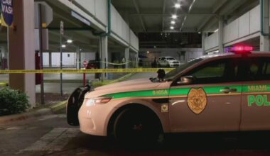 Deputies are investigating 2 reported bomb threats at Dadeland Mall and Baptist Hospital, MDSO says