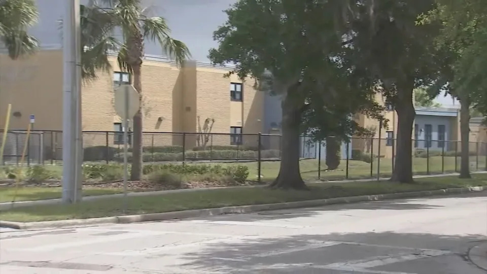 The Orange County School Board unanimously approved a first-of-its-kind partnership between Lift Orlando and Orange County Public Schools to transform OCES into a public-private charter school.