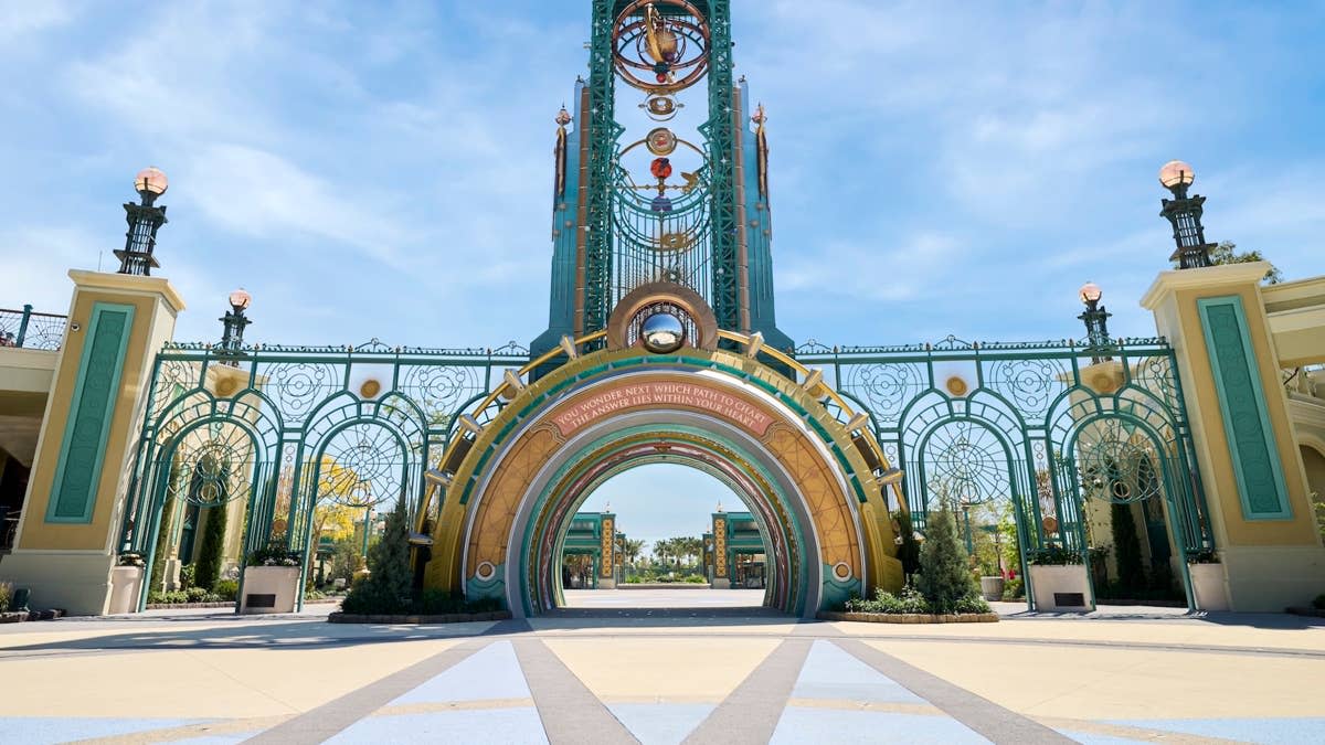 The Gate is Open: Universal Epic Universe is officially part of the resort's new weeklong ticket bundle, making the "Theme Park Capital of the World" easier (and cheaper) to visit in 2026.Universal Studios