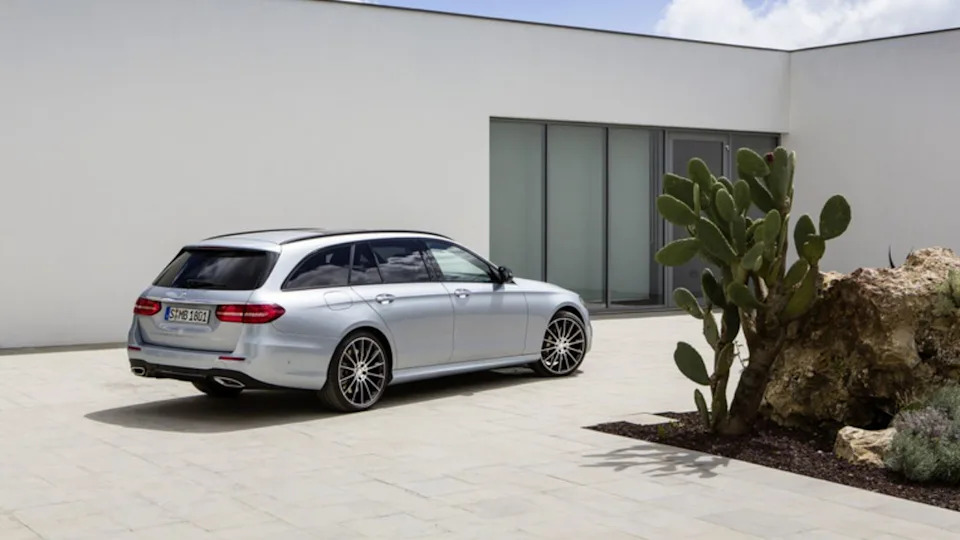 2017 Mercedes-Benz E400 Wagon