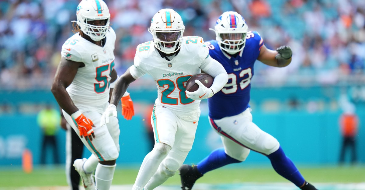 Miami Dolphins News - De’Von Achane absent from voluntary OTA’s