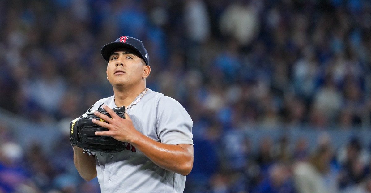 Yankees Rivals: Boston stymies Toronto, Tampa keeps pace