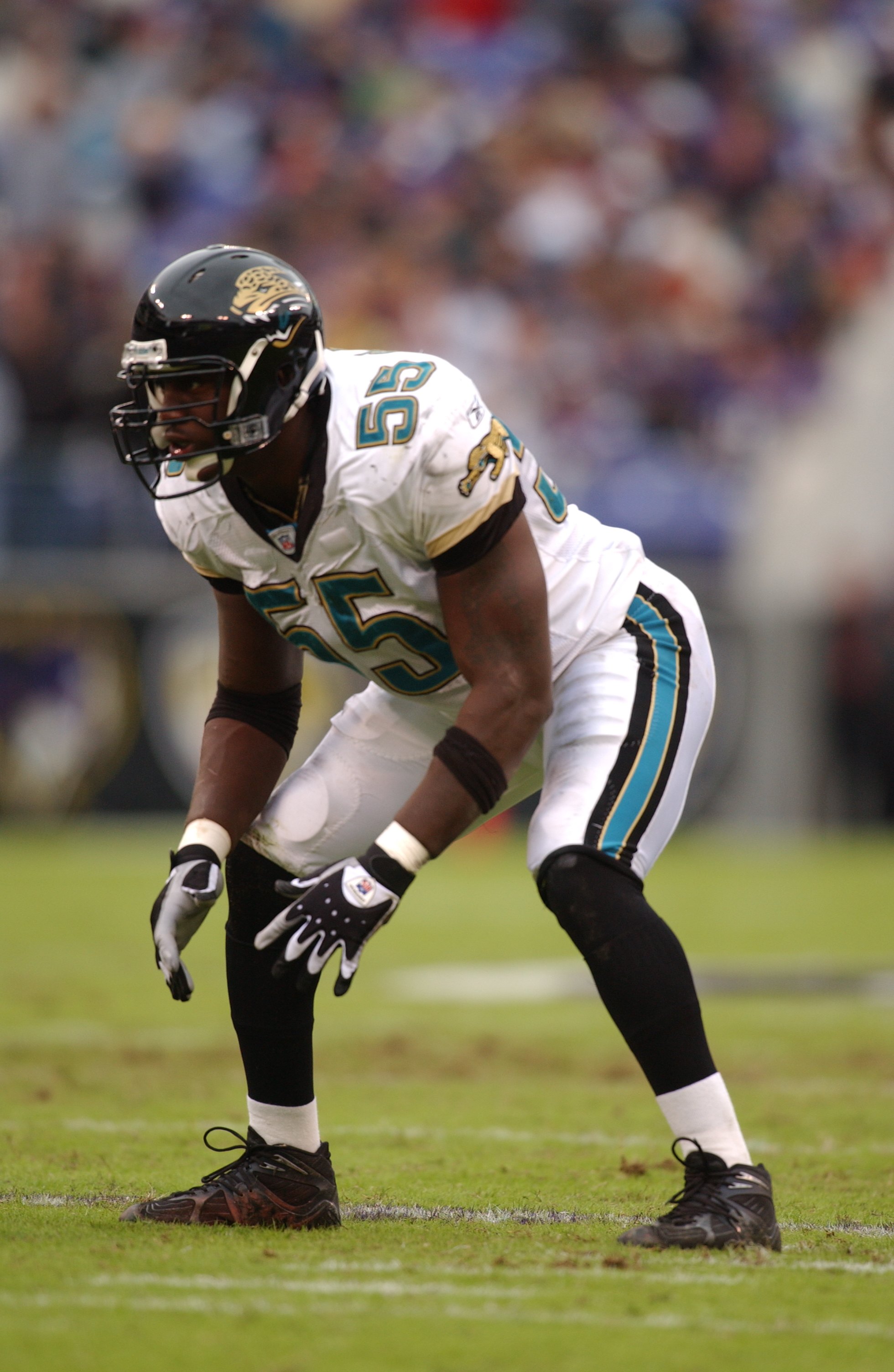 BALTIMORE, MD - OCTOBER 20: Danny Clark #55 of the Jacksonville Jaguars in poostion during a NFL football game against the Baltimore Ravens on October 20, 2002 at PSINet Stadium in Baltimore, Maryland. (Photo by Mitchell Layton/Getty Images)