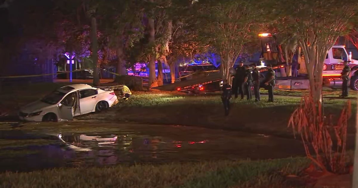Police presence at an apartment complex in Orlando – WFTV