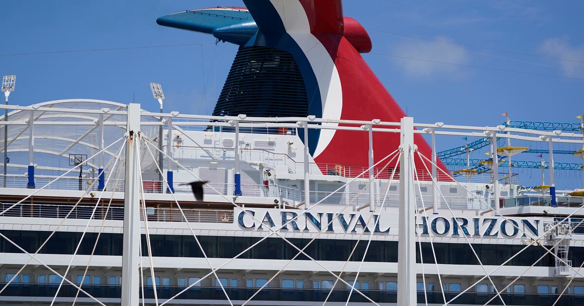 Teen charged with killing stepsister on cruise ship