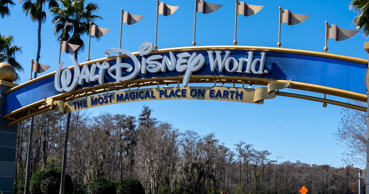 Orlando hits $400M tourism tax record as economic uncertainty looms – WFTV