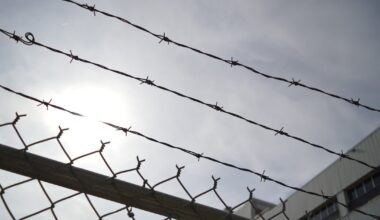 Orlando man sentenced to life for trafficking drugs out of prison – WFTV
