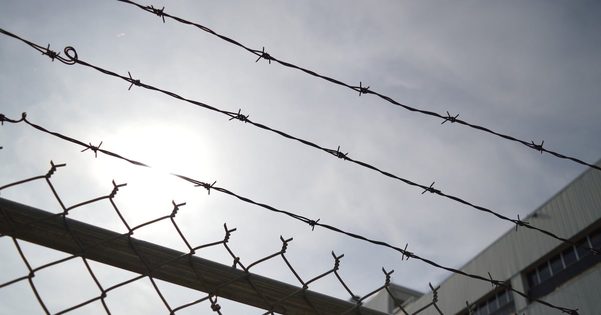 Orlando man sentenced to life for trafficking drugs out of prison – WFTV