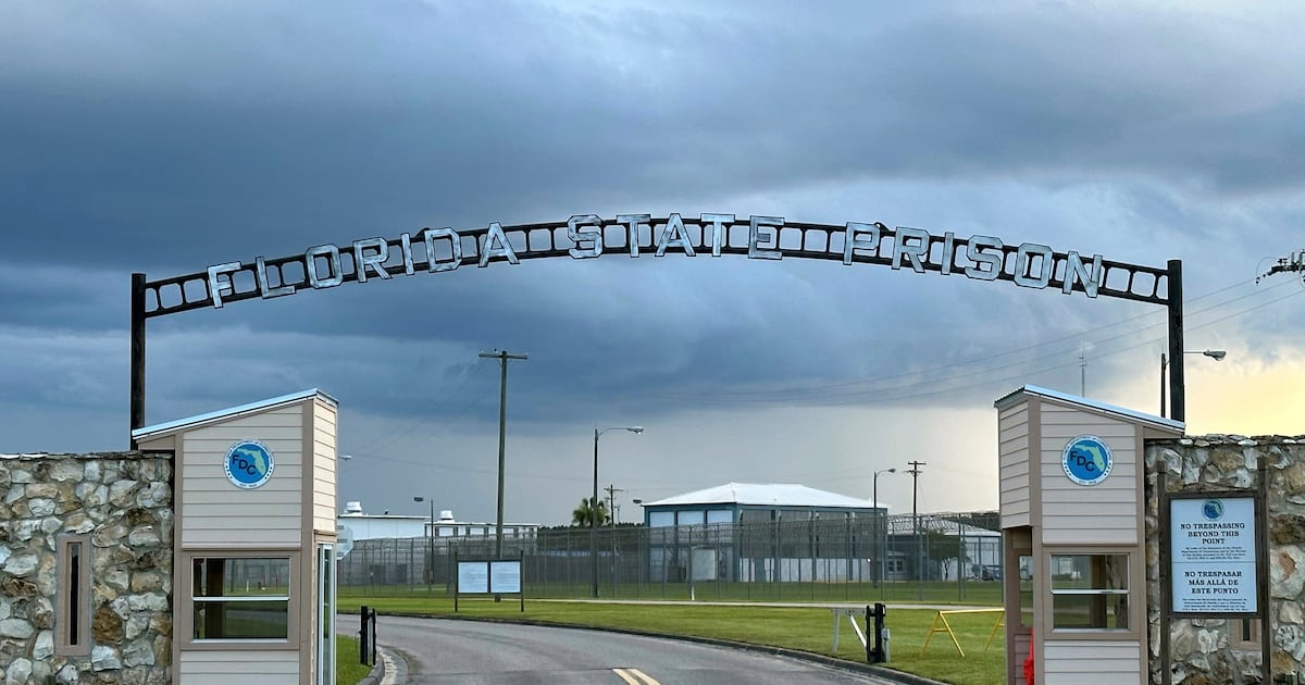 Florida man who set neighbor on fire during a burglary set to be executed