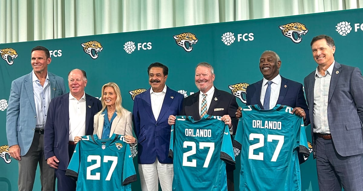 Jaguars to relocate to Orlando for one season in 2027