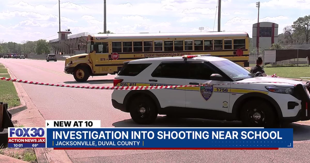 Student speaks out after hearing gunshots near Raines High School – 104.5 WOKV