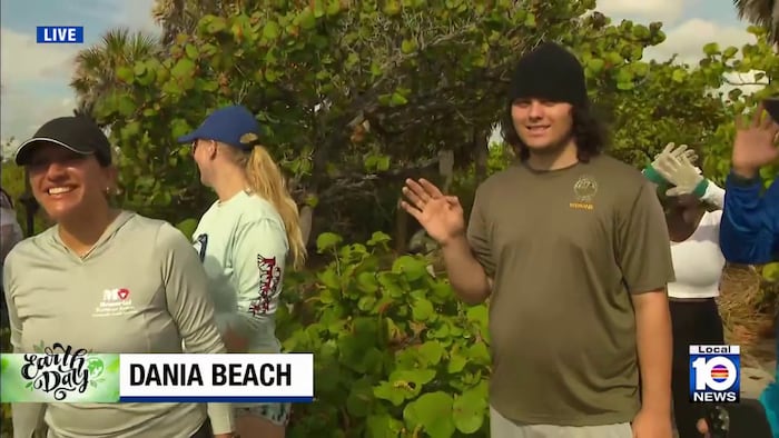 Adopt A Dune volunteers get planting to fight erosion in Dania Beach