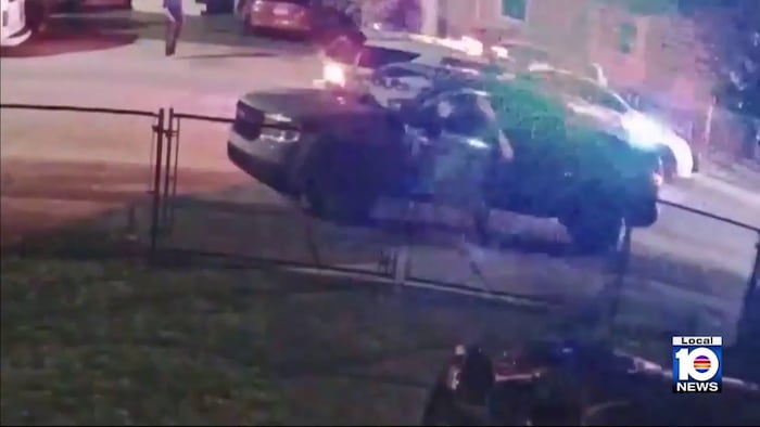 Video shows car Miami stabbing victim was in, witnesses say