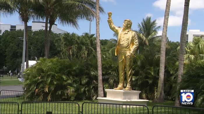 Gold statue of President Trump steals spotlight ahead of Cadillac Championship