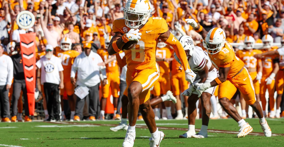 2026 NFL mock draft: Miami Dolphins select CB Colton Hood