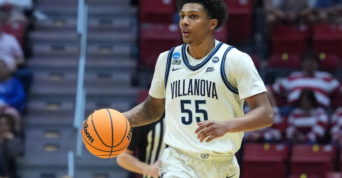 Acaden Lewis commits to Miami Hurricanes