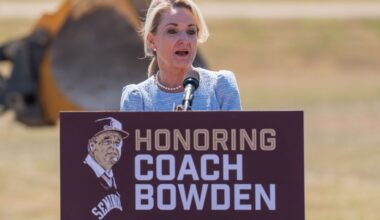 Tallahassee International Airport renamed to honor Bobby Bowden