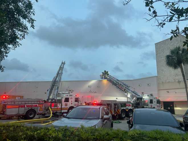 Fire at Town Center Mall town center mall fire